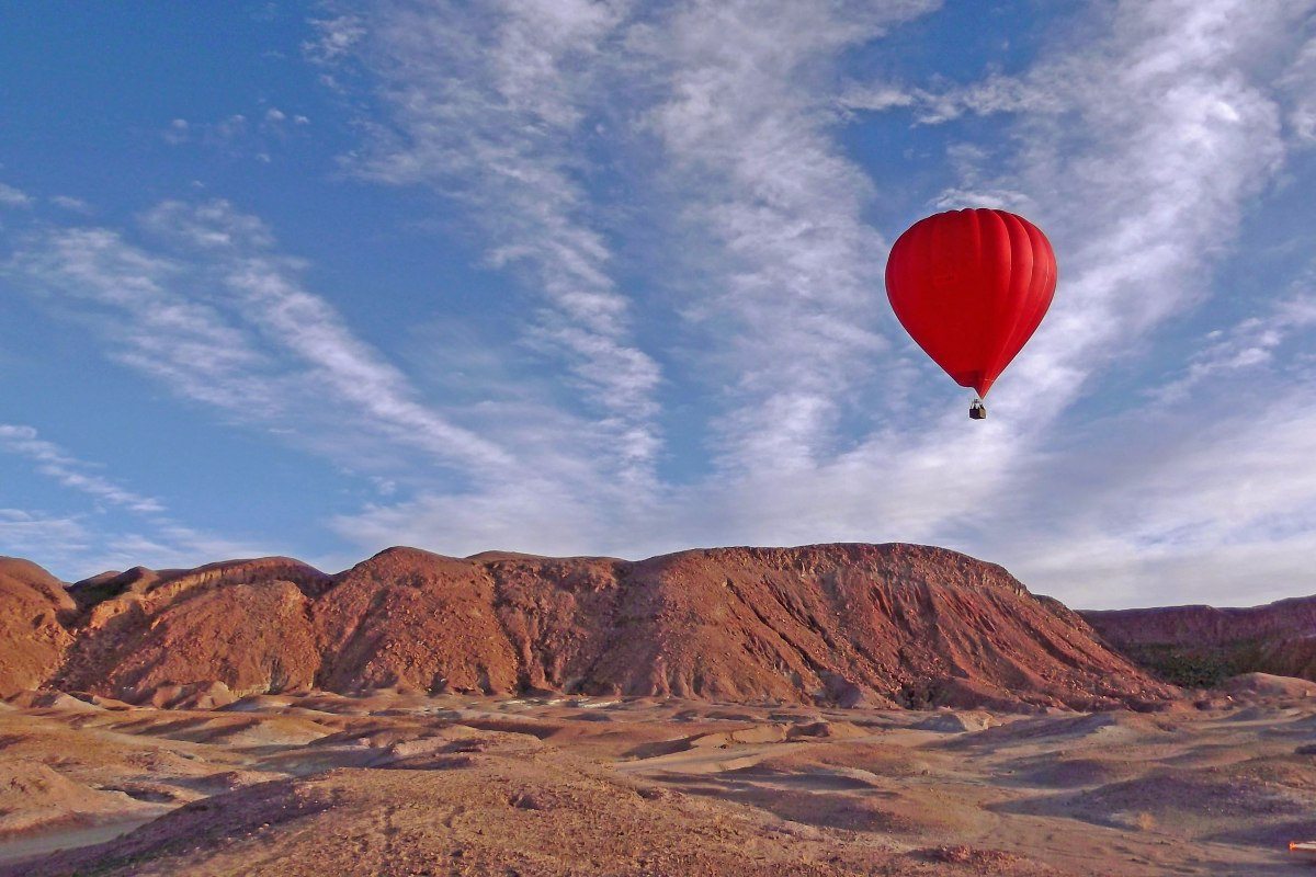 Atacama Ballooning